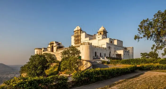 Monsoon Palace (Sajjan Garh)