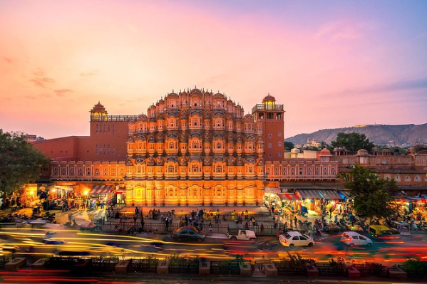 How to Reach Hawa Mahal to City Palace – Route, Distance, Time & Visitor Guide